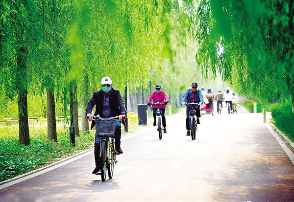 低碳環保行 暢游大自然